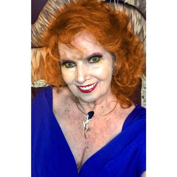 Meet your Posher, 🌹Jacqueline👠👄 - Picture 1 of 16